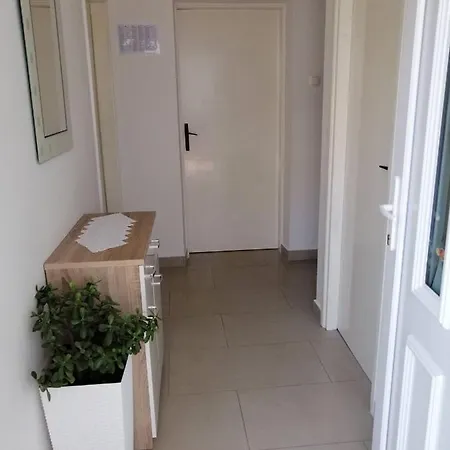 Apartament Apartman Ema *
