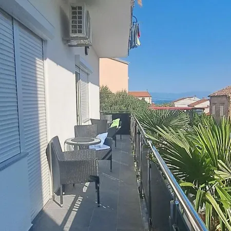 Apartman Ema Apartment