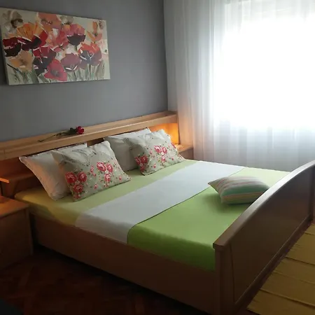 Apartman Ema
