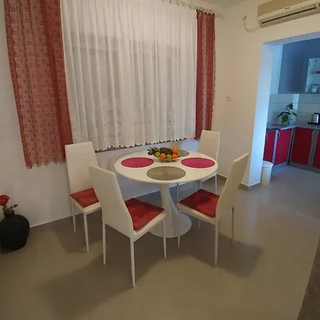 Apartman Ema