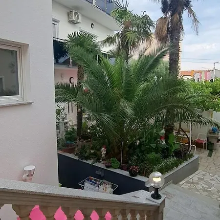 Apartman Ema Apartment