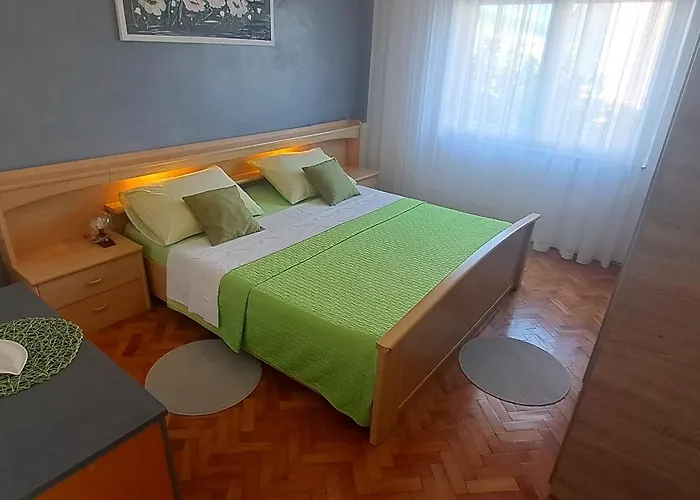 Apartament Ema *