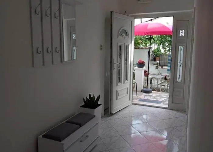 Apartament Ema