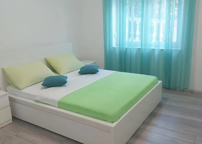 Apartament Ema