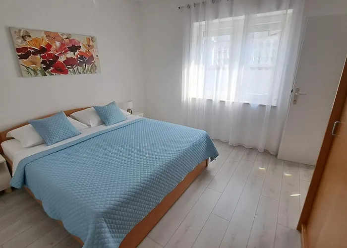Apartament Ema