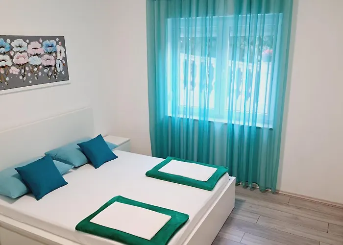 Ema Apartament *